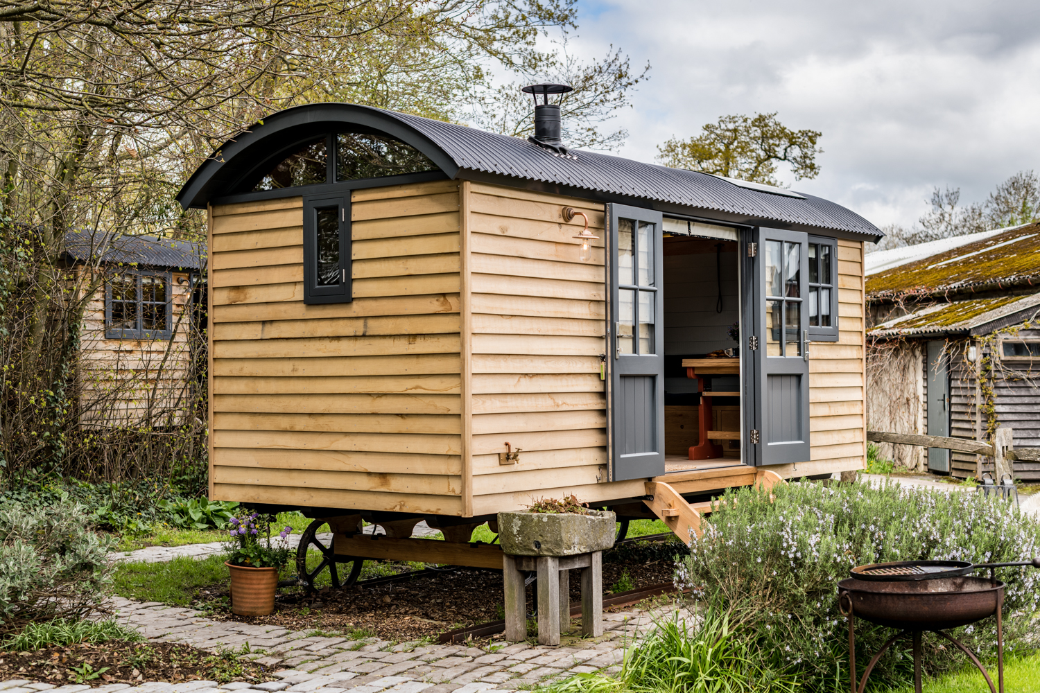 The Turnkey Hut (Modular Turnkey)