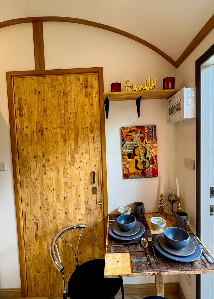 Swiss Cabin